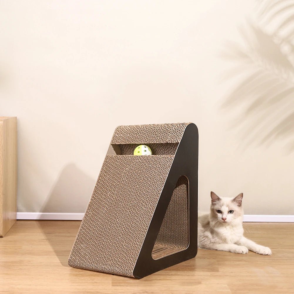 Rascador para gatos 2 en 1 con forma de triángulo y bolas giratorias para el estrés. - PawPetty